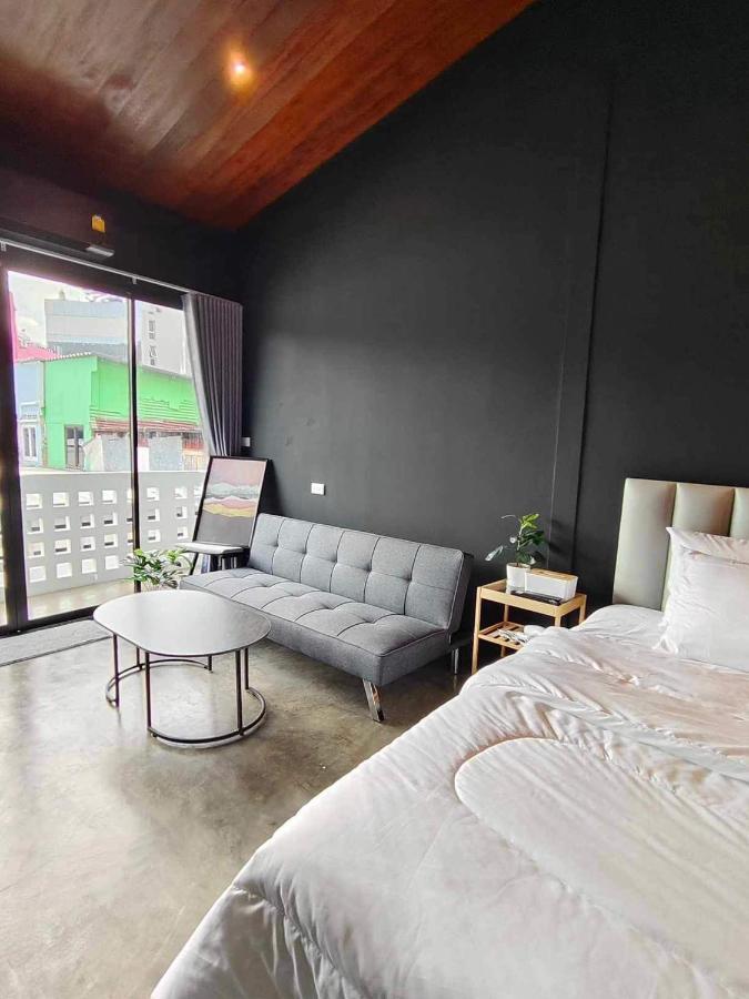Mr Black & Ms White -Self Check In Accommodation Banguecoque Exterior foto