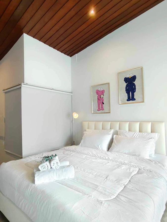 Mr Black & Ms White -Self Check In Accommodation Banguecoque Exterior foto