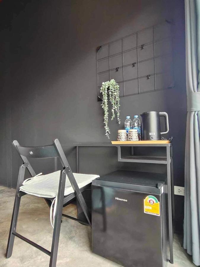 Mr Black & Ms White -Self Check In Accommodation Banguecoque Exterior foto